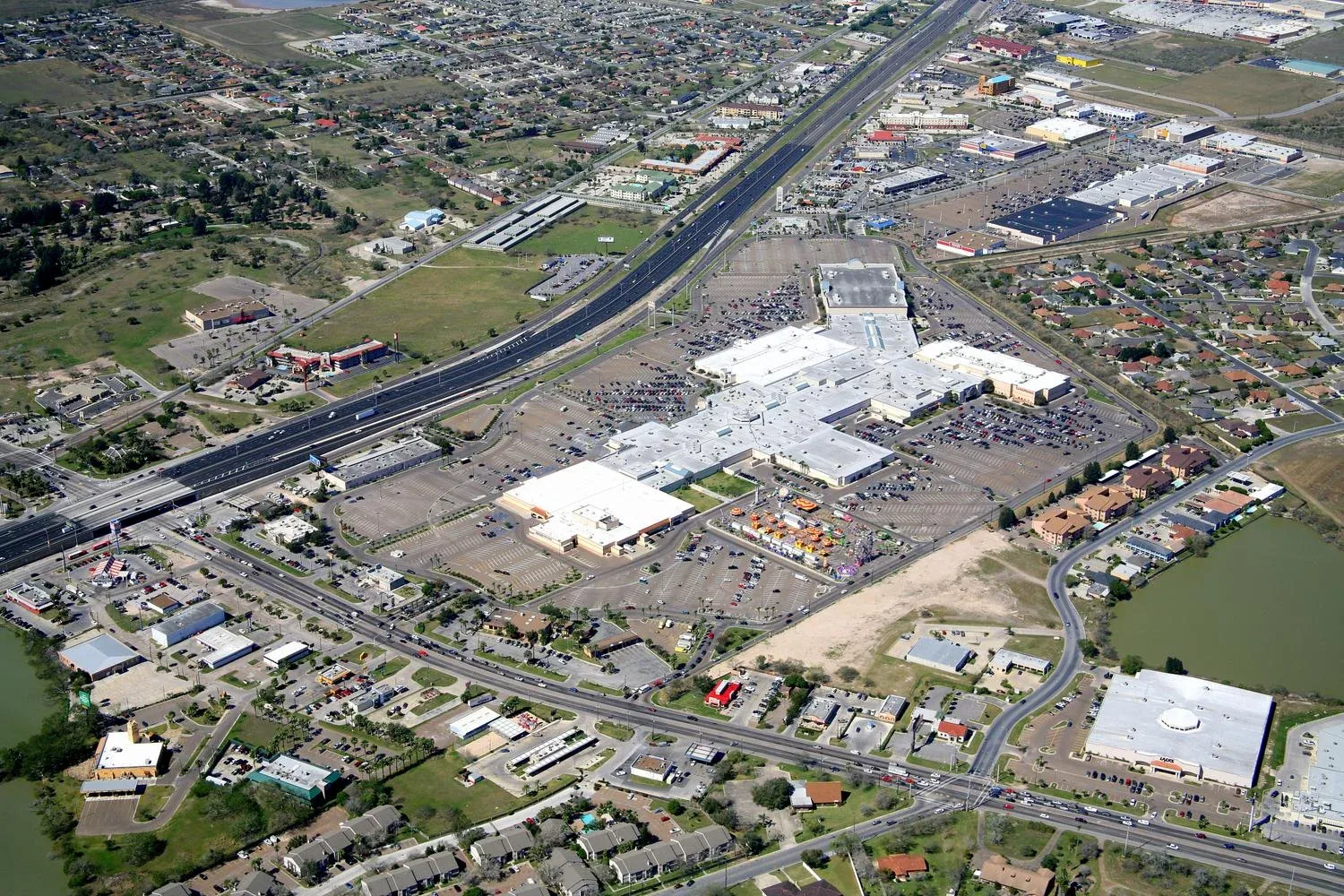 Commercial roofing in Brownsville, TX